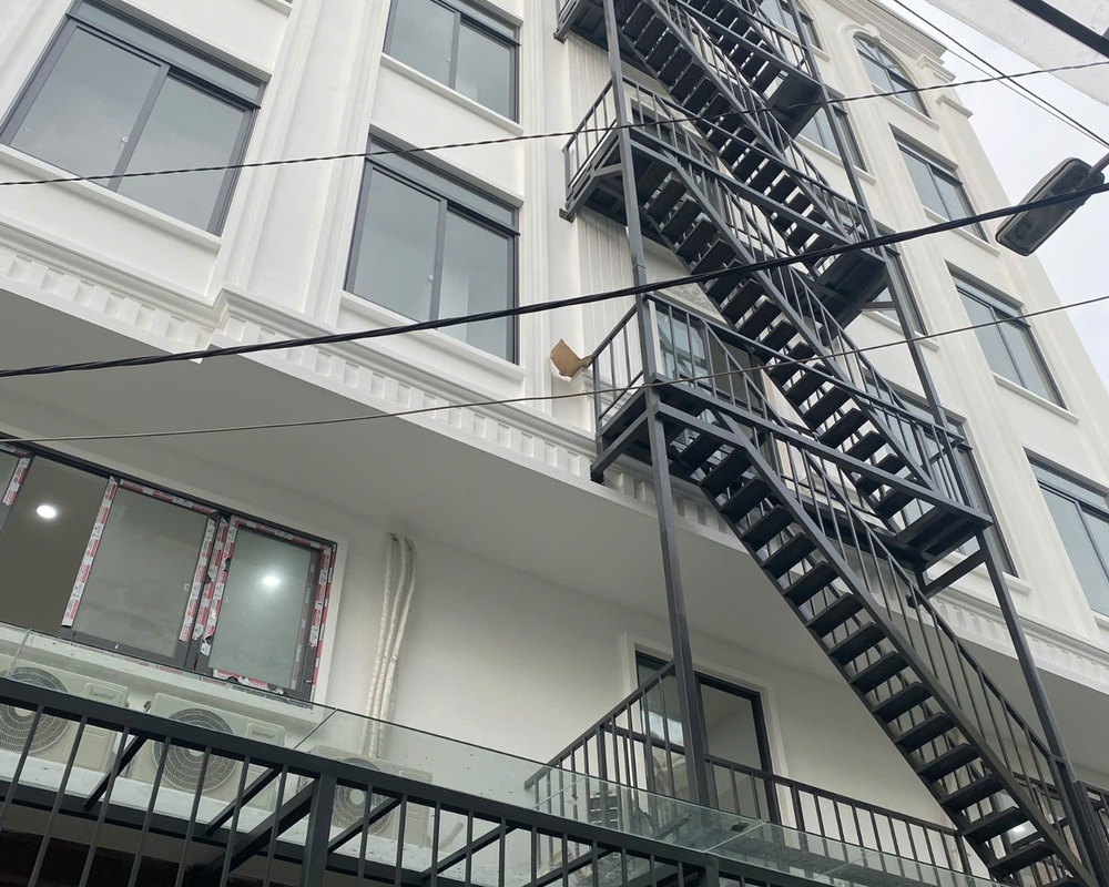 Cho thuê phòng full nội thất số 47/39 Nguyễn Thị Tần, P2, Quận 8