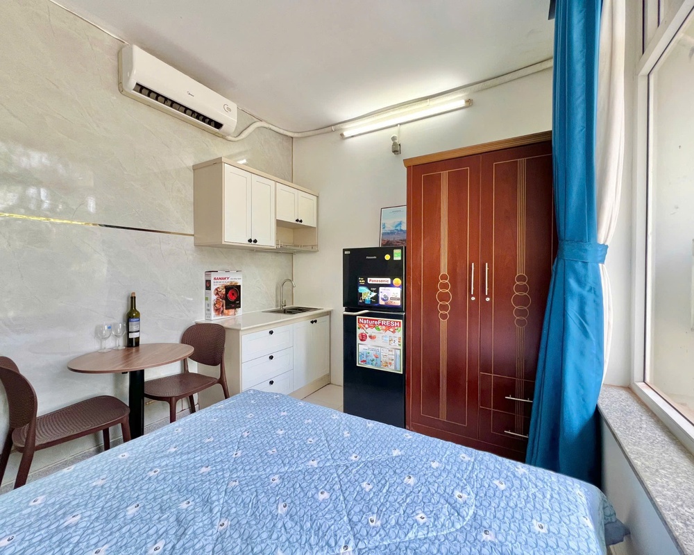 Hệ thống tòa nhà số 95 đường số 2, khu ven sông ,Tân Phong , Q7